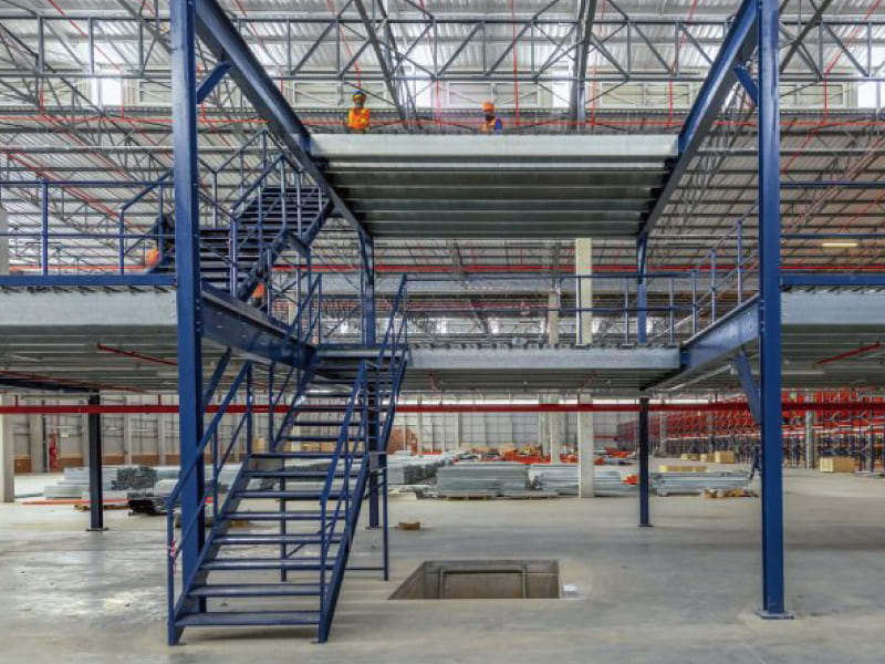 An image of industrial use structural mezzanine floor system for reference